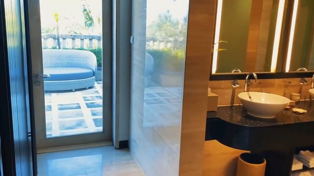VECHIA REVIEW KAMAR HOTEL CONRAD BALI || OCEAN SUITE TYPE смотреть онлайн