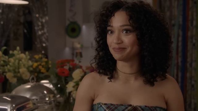 Olivia and Spencer | All American | 6x01 #3 "I can't wait to discover every inch of the new you." смотреть онлайн