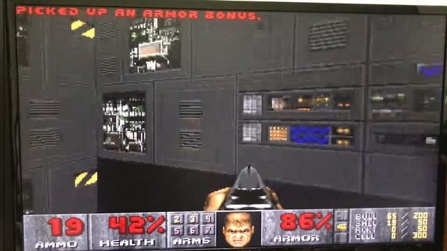 Doom benchmark - Intel 486DX2 50MHz + CL-GD5434 ISA 2MB смотреть онлайн