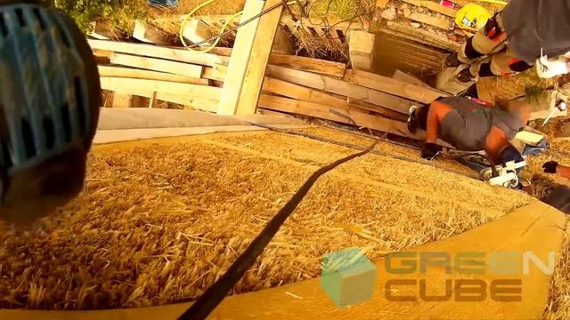Копия видео "Строительство домов из соломенных панелей Green Cube" смотреть онлайн