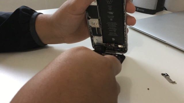 How to replace a iPhone 6 home button смотреть онлайн