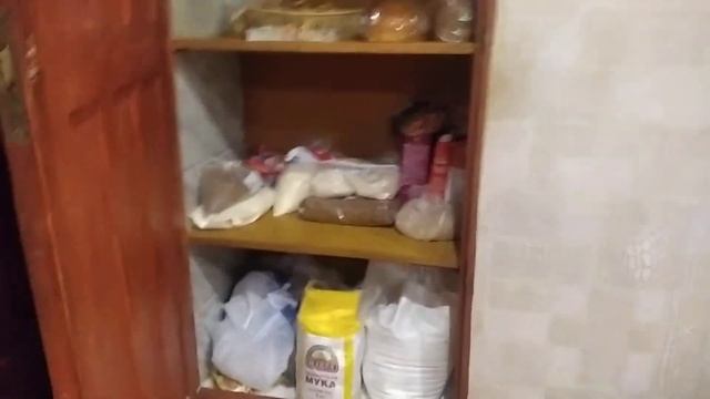ЗАГАДОЧНАЯ ДВЕРЬ НА КУХНЕ смотреть онлайн