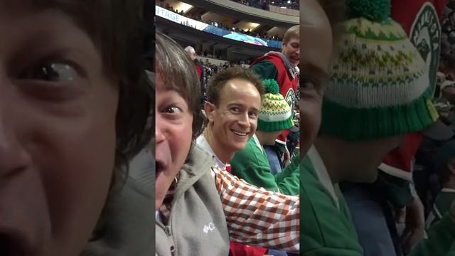 Stars vs Wild: Craziness at the X w/iPhone Slow-Mo HD смотреть онлайн