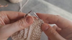 2 петли вместе лицевой с наклоном влево