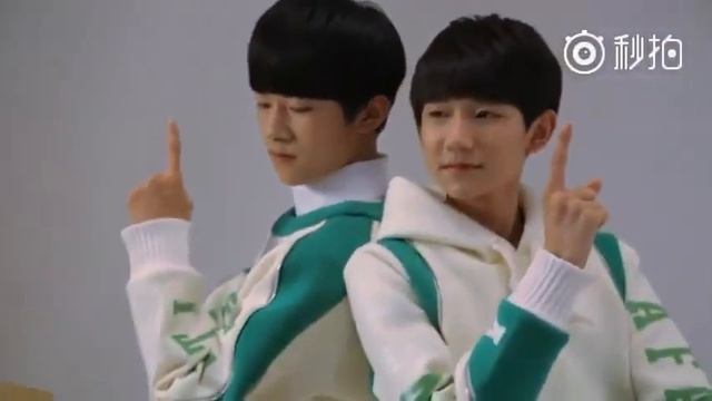 [Reup] Hậu trường quay quảng cáo "Đề thi A phàm" смотреть онлайн