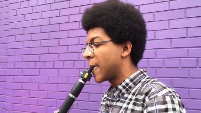 Flint clarinetist plays rendition of popular opera Carmen смотреть онлайн