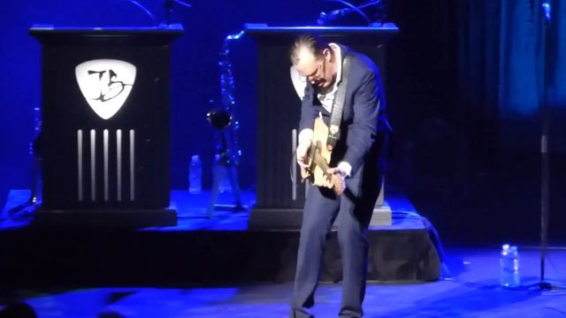 Joe Bonamassa ‘How Many More Times’ Sydney Opera House 30th September 2016 [5] смотреть онлайн