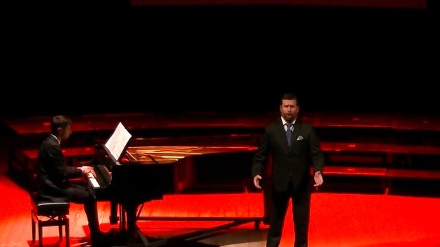 “Granada" Agustin Lara, Tenor: Lucas Arrieta - Gala Lírica en el Teatro 3 de Febrero ERD0049 смотреть онлайн