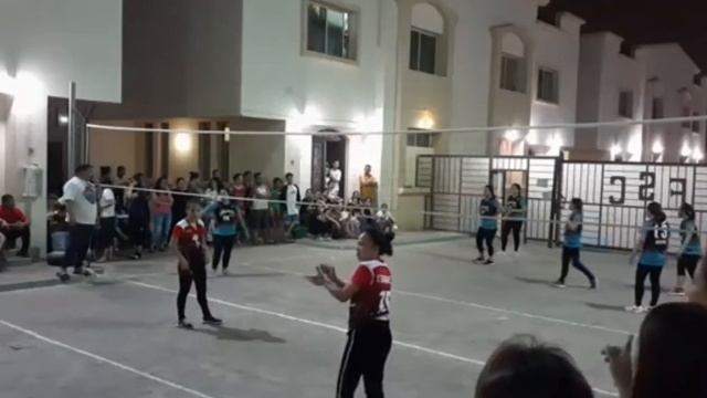 VOLLEYBALL GAME in Food Service Company-OPERA смотреть онлайн