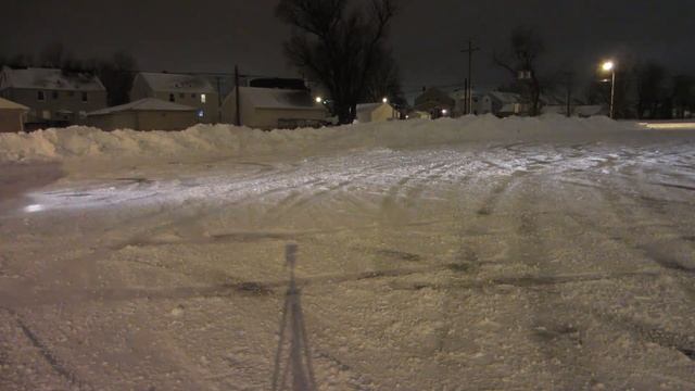 GMC Safari Winter Drifting/Donuts смотреть онлайн
