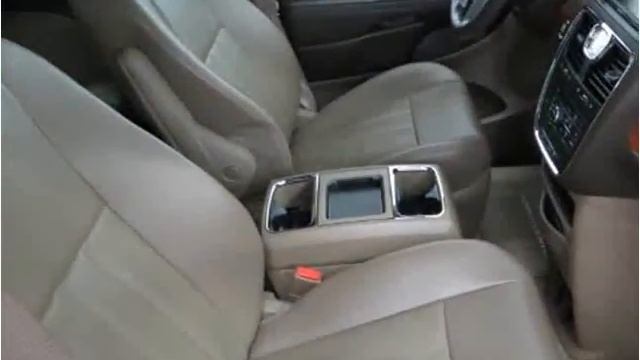 2013 Chrysler Town & Country Used Cars Lincoln NE смотреть онлайн