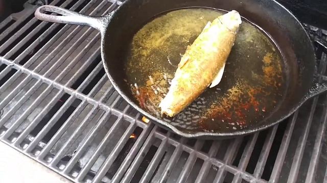 Mediterranean dinner. Обед по - средиземноморски . В главной роли пойманная рыба 😀 смотреть онлайн