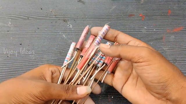 சீனி வெடி ராக்கெட் செய்வது எப்படி? 🧨🚀| How to Make Bijili Rocket | Vijay Ideas смотреть онлайн