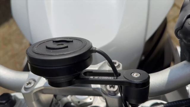 SP Connect SPC+ Charging AntiVibration Module