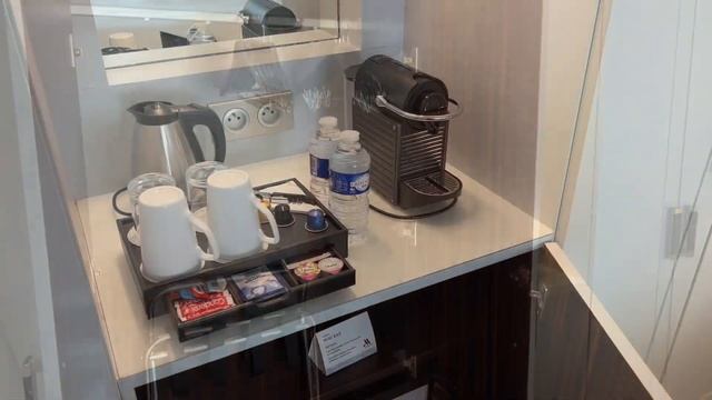Paris Marriott Opera Ambassador Hotel 4K смотреть онлайн