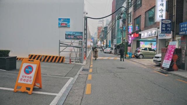 [4K] Walk to Brave Entertainment building - Brave Girls | 브레이브 걸스 소속사, 브레이브 엔터테인먼트 서초사옥까지 걷기 - 용감한형 смотреть онлайн