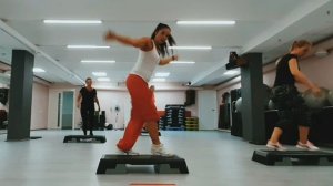 СТЕП АЭРОБИКА ЦЕЛАЯ ТРЕНИРОВКА / STEP AEROBICS