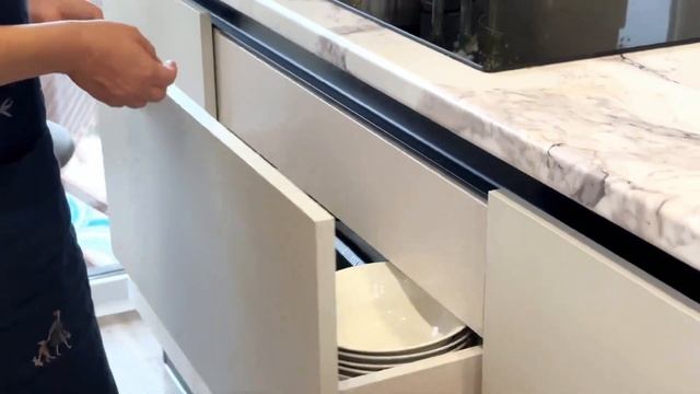 Аврора - место семейных бесценностей смотреть онлайн