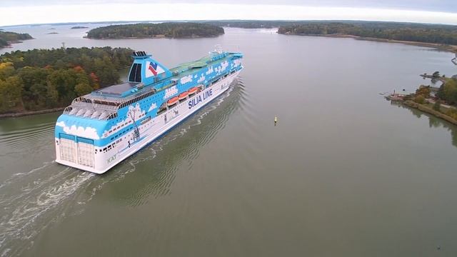 Silja Line Ruissalon edustalla 2016 смотреть онлайн