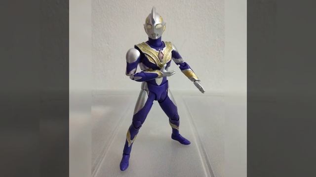 SHF Ultraman Trigger Power And Sky Type Custom Made Ultraman Tiga Version смотреть онлайн