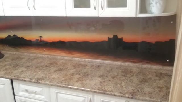 Кухонный фартук - скинали. Стекло 8 мм смотреть онлайн