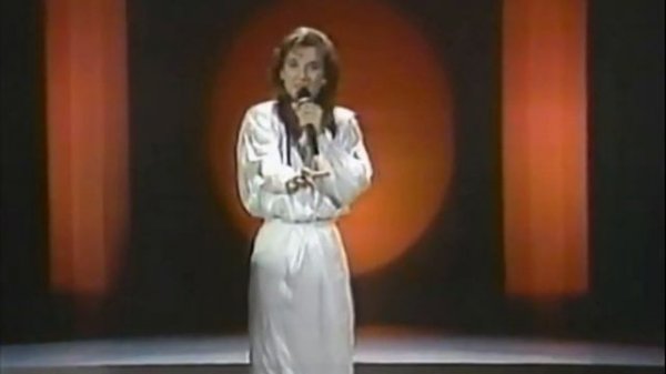 [Rare] Celine Dion Slaying the Opera Classic "Habanera" from Carmen (Live, 1985)