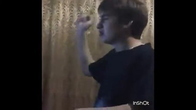 Скпиптонит vs Илюха МС смотреть онлайн