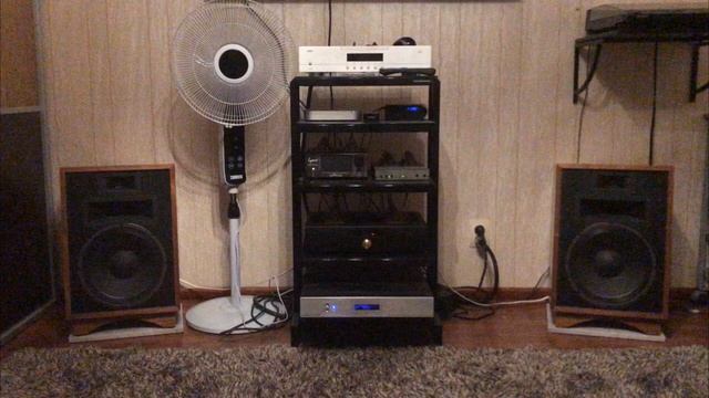 Klipsch Heresy - Chris Isaak - Wicked Game смотреть онлайн