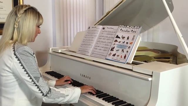 "Brave Mouse" // Julianne Warkentin // Peculiar Pets // Children's Piano Solo Video смотреть онлайн
