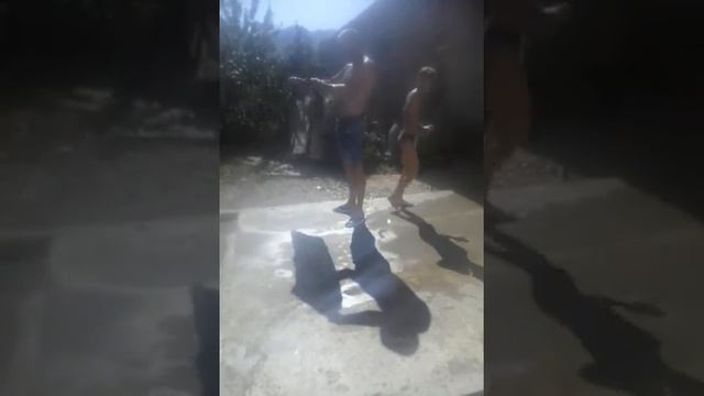 Влог!облили водой!? смотреть онлайн