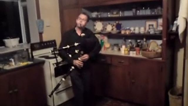 Scotland The Brave - Upside Down смотреть онлайн