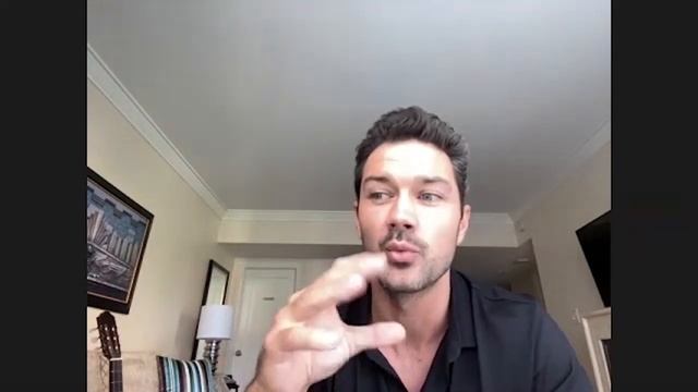 Soap Opera Star Goes Meta in Latest Hallmark Movie (Ryan Paevey Interview) #alittledaytimedrama смотреть онлайн