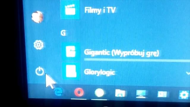 WINDOWS 10 CRASHHH!! HELP MEEE PLEASE!! смотреть онлайн