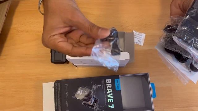 UNBOXING || Akaso Brave 7 || 4K Action Camera смотреть онлайн