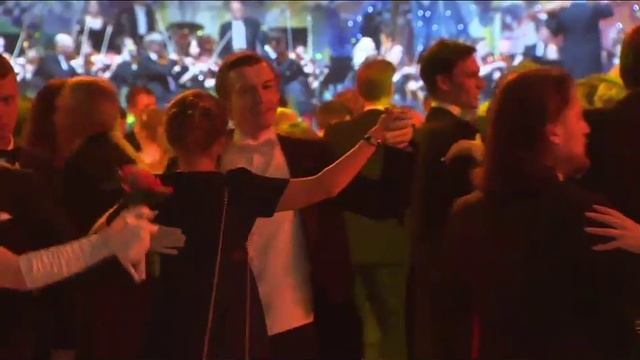 Moscow's Vienna Ball смотреть онлайн