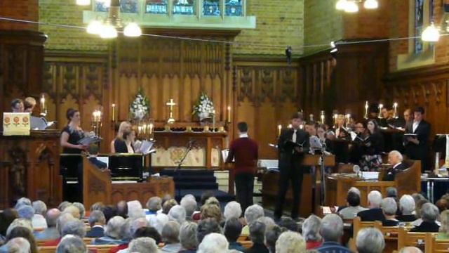 Students and staff of the New Zealand Opera School at the service in Wanganui Collegiate School смотреть онлайн