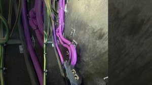 Laying acoustic wires &  Укладка акустических проводов