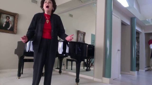 grandma in 80's singing opera flawless смотреть онлайн