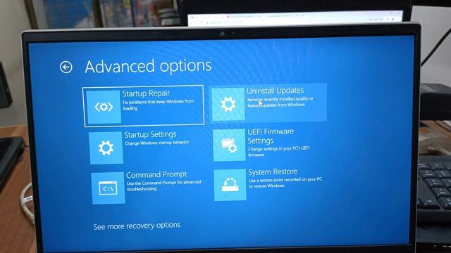 Windows 11 Laptop Screen Flickering смотреть онлайн