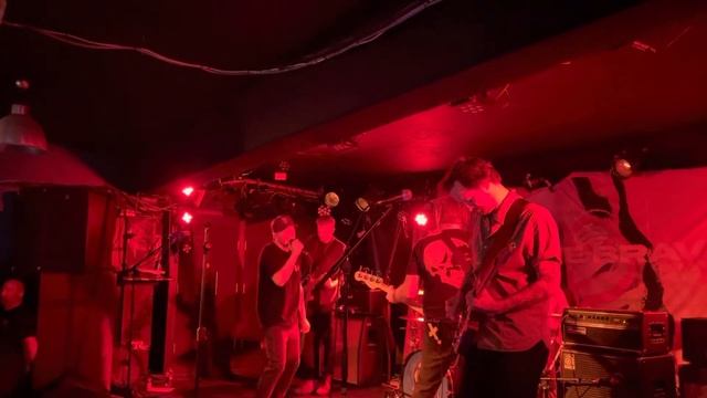Lonely The Brave - Bound @ King Tuts смотреть онлайн