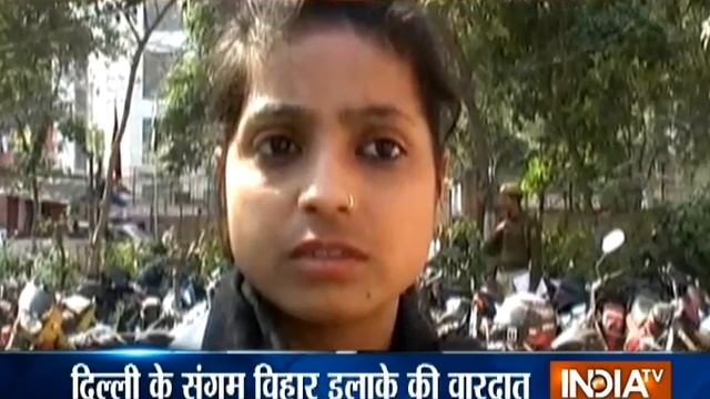 Brave Girl Helps Police to Arrest Chan Snatchers in Delhi смотреть онлайн
