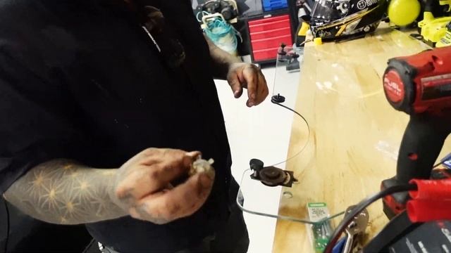 Fixing and Destroying 1974 Trans AM Window Glass.. смотреть онлайн