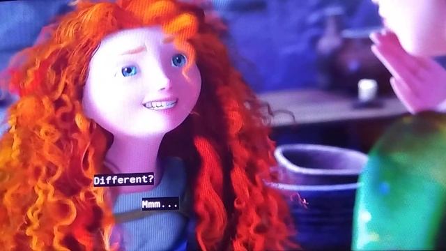 Merida gives Elinor the cursed cake смотреть онлайн