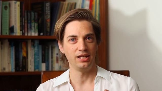 Meet Nik Rolls | Microsoft Edge Insider Spotlight смотреть онлайн