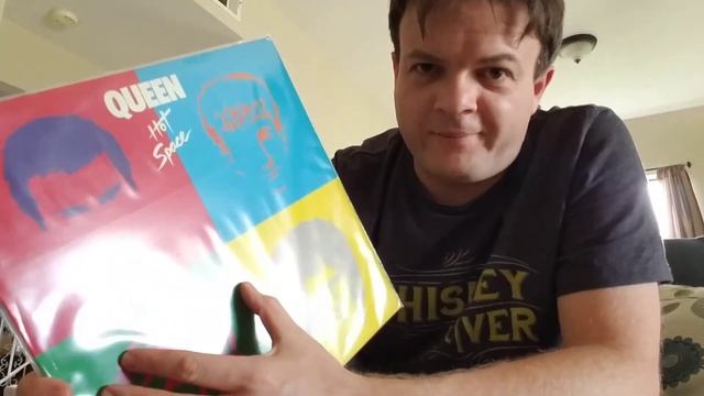 Queen Vinyl Collection With Special Guest Princess - #VC Vinyl Community смотреть онлайн