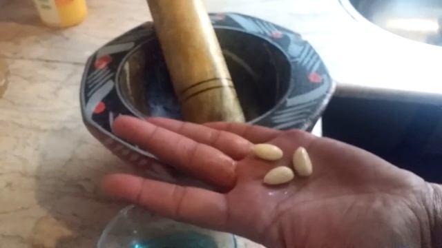 How to make pigeoins energy feed for Performance - khorak - khail Pani - part 3 - by Raja смотреть онлайн