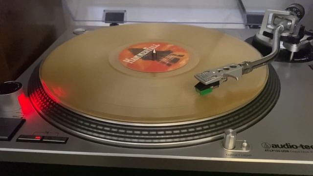 Hari Jumaat, Hari Heavy Metal! смотреть онлайн