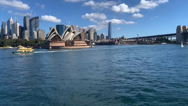 Amazing view of Sydney Opera house and Harbour bridge смотреть онлайн
