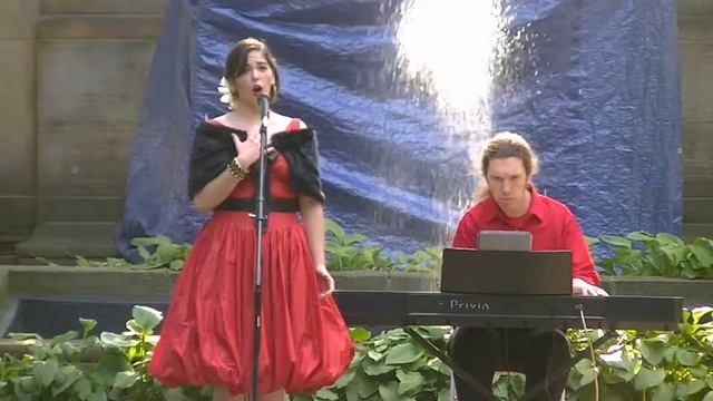 Argentine music sung by Alejandra Martinez at One World Day смотреть онлайн