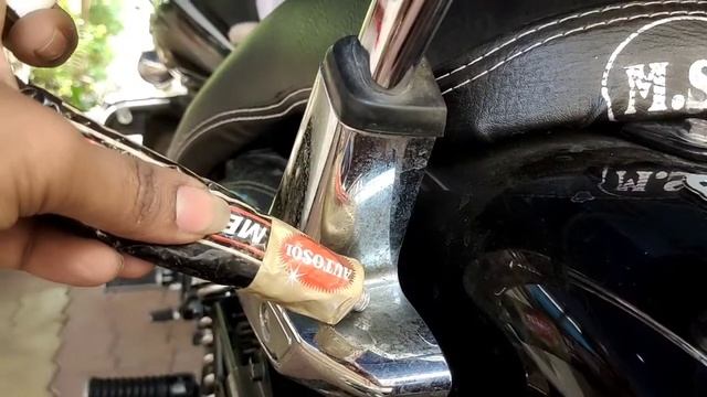 How to Clean Rust and Oxidation : Bike Chrome parts Maintatnace (Bajaj Avenger 220 cruise Chrome) смотреть онлайн